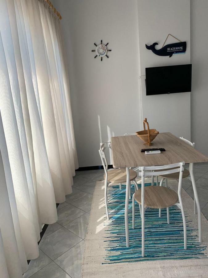 Melody Apartment Vlorë Exteriör bild