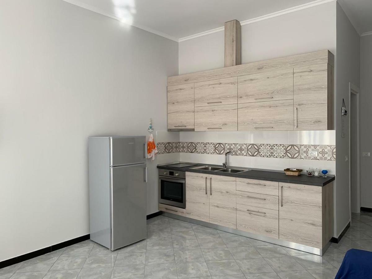Melody Apartment Vlorë Exteriör bild